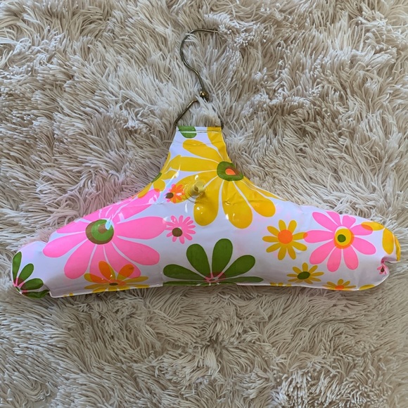 Pop Inflatable Hanger - Picture 2 of 2